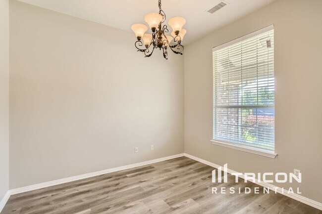 Building Photo - 300 Northstar Dr