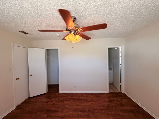 Building Photo - 2303 Whitlow Cove