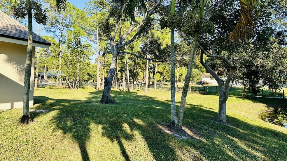 Building Photo - 12816 67th St N