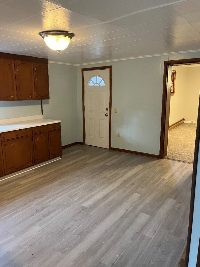 Building Photo - 424 Pine St