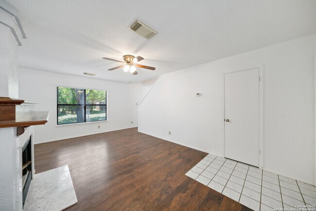 Building Photo - 12811 Hunting Bear