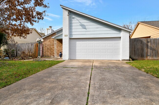 Building Photo - 7619 Lemma Dr