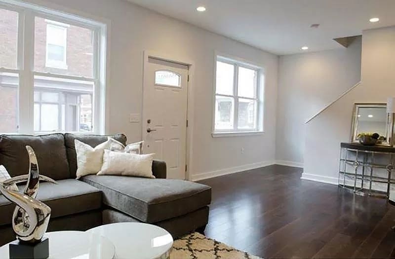 Building Photo - 2989 Livingston St