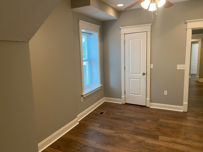 Building Photo - 34th Street Duplex