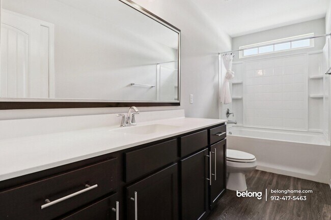 Building Photo - 310 Sonoma Dr