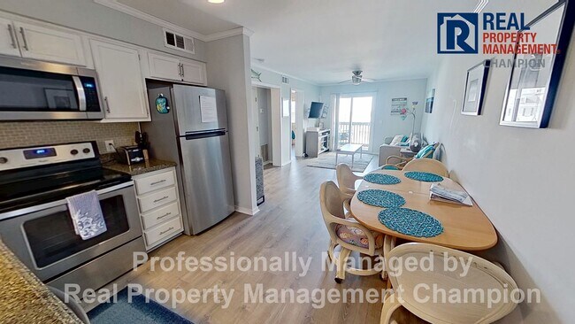 Building Photo - Year Round Fully Furnished Ocean View Condo on Carolina Beach