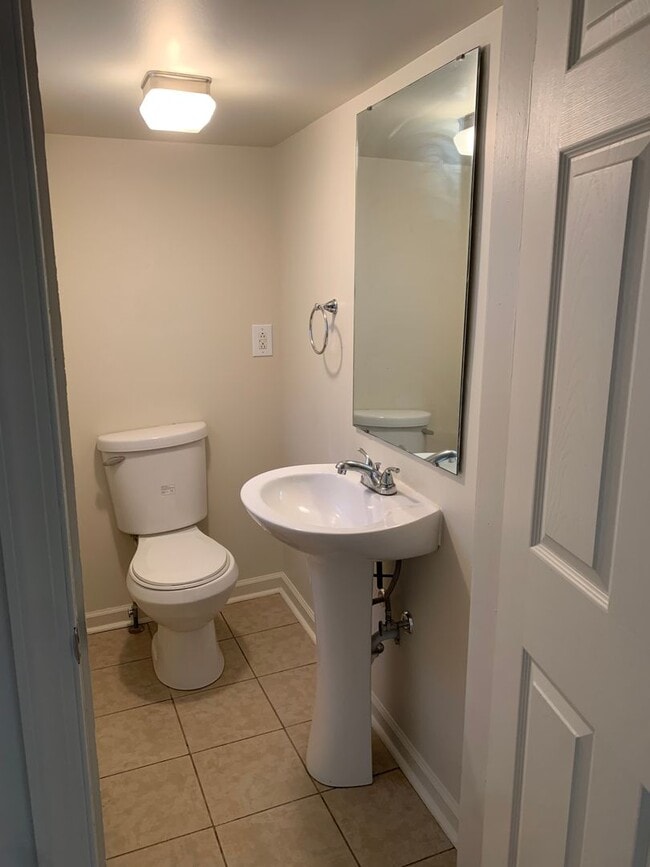 Building Photo - Single Family House located on South Vermont Street, Williamsport MD