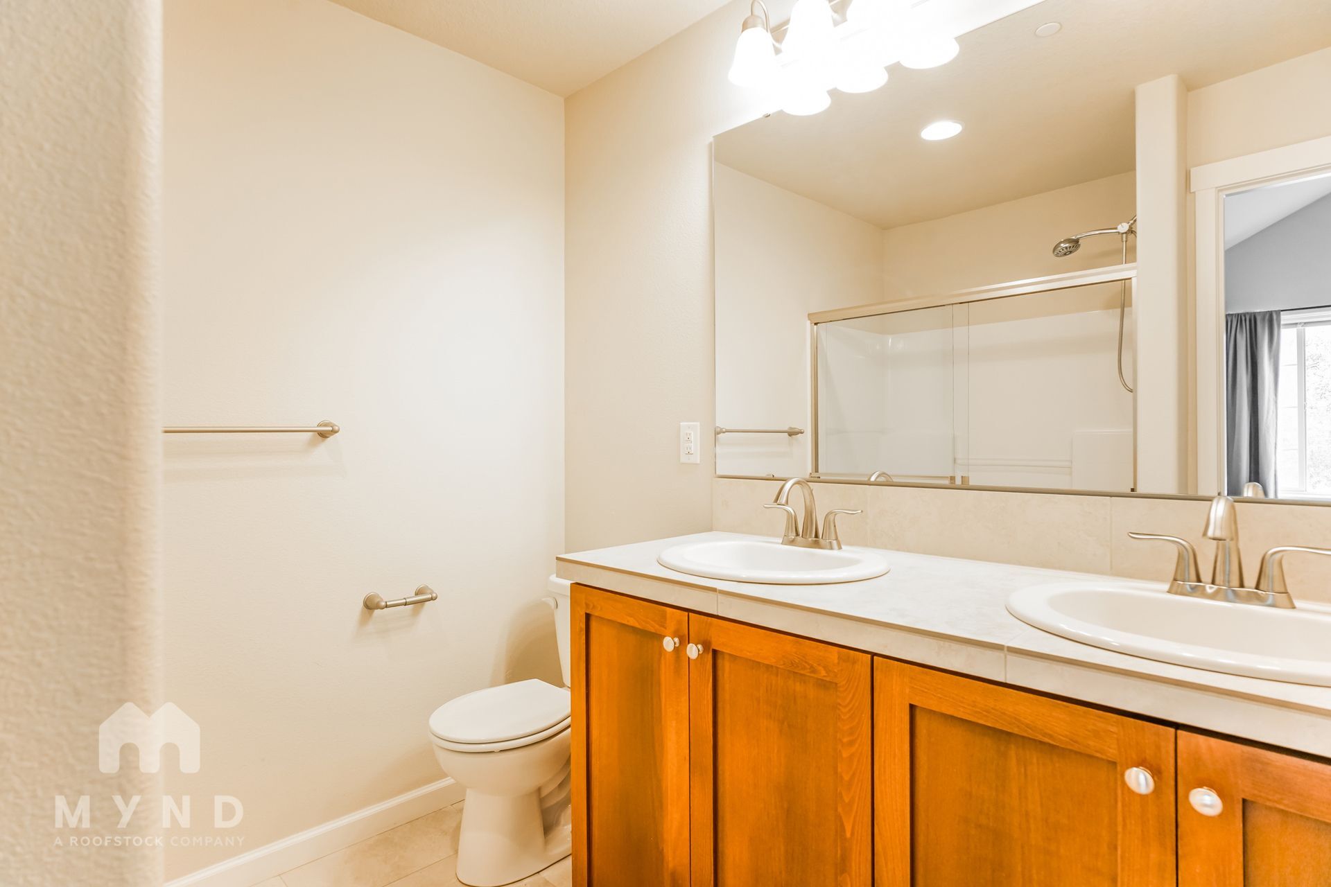 Building Photo - 13518 SW Beach Plum Terrace