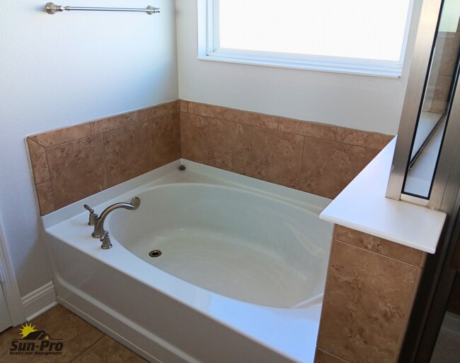 Building Photo - 117 Prestwick Grande Dr