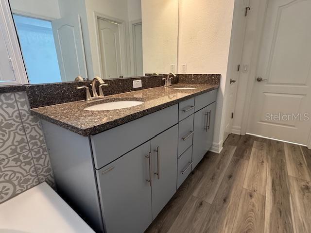 Building Photo - 1515 Resolute St