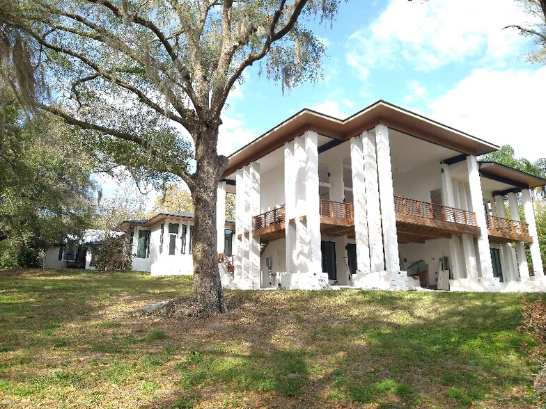 Building Photo - 2053 Carolina Ave