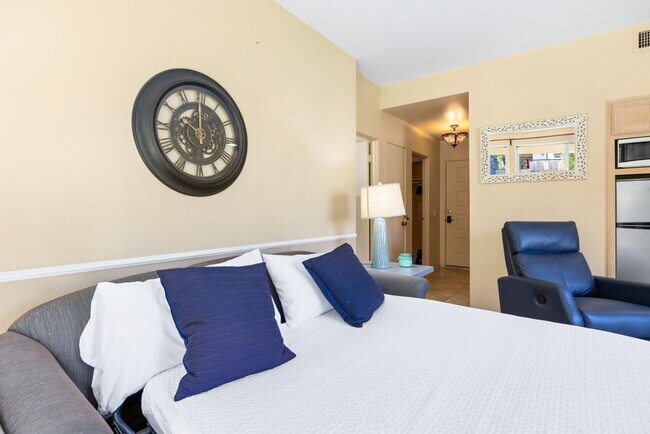 Building Photo - 78200 Cortez Ln