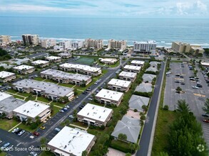 Building Photo - 2700 N Hwy A1A