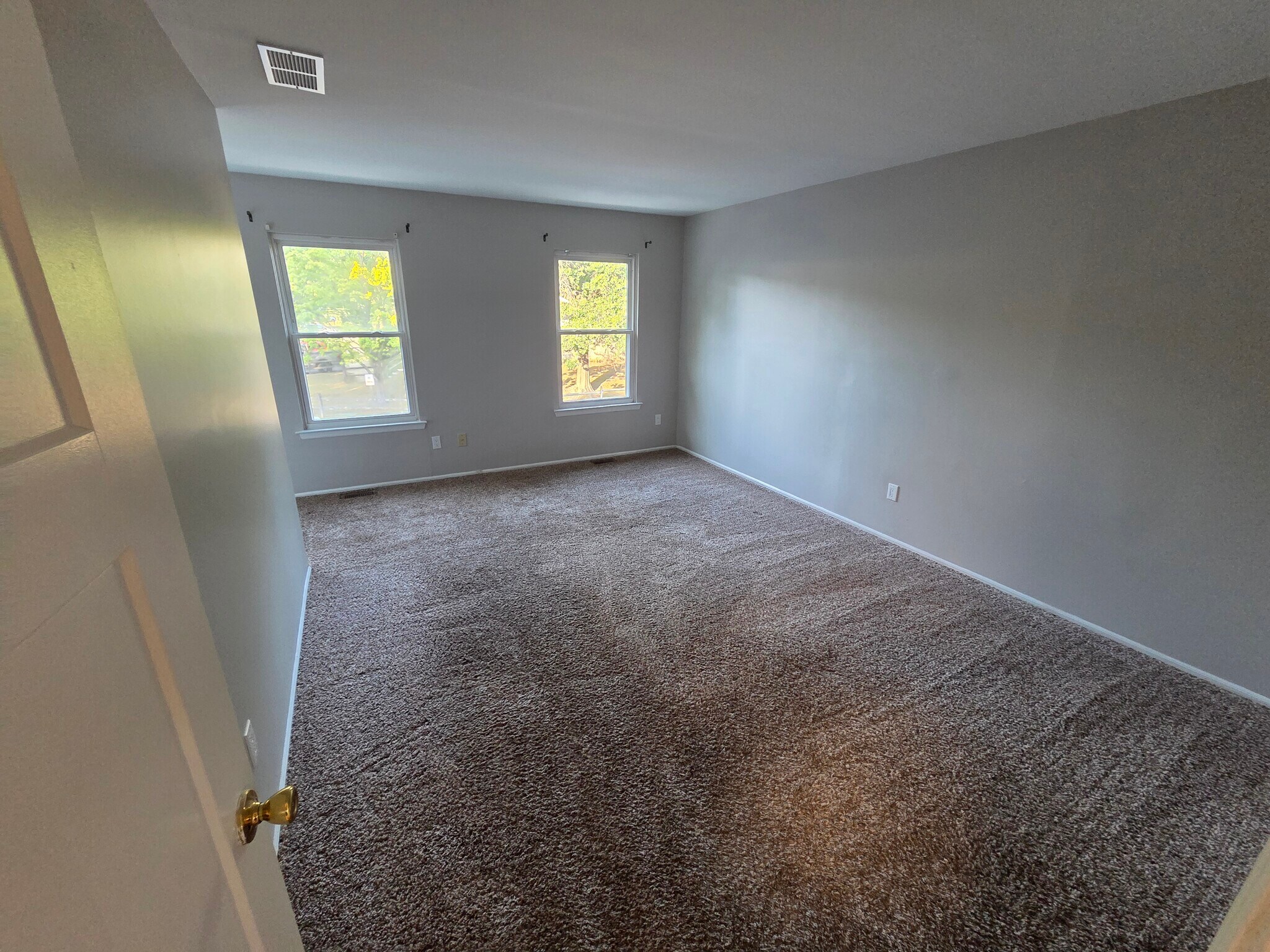 Building Photo - 3904 Elberta Ln