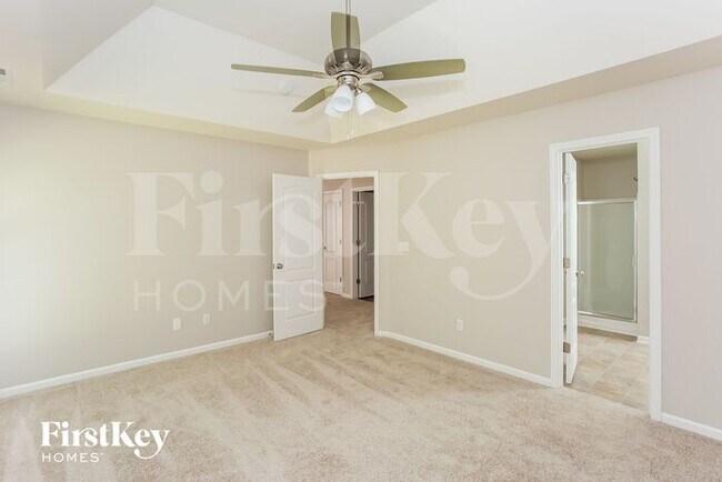 Building Photo - 143 Ashmont Dr