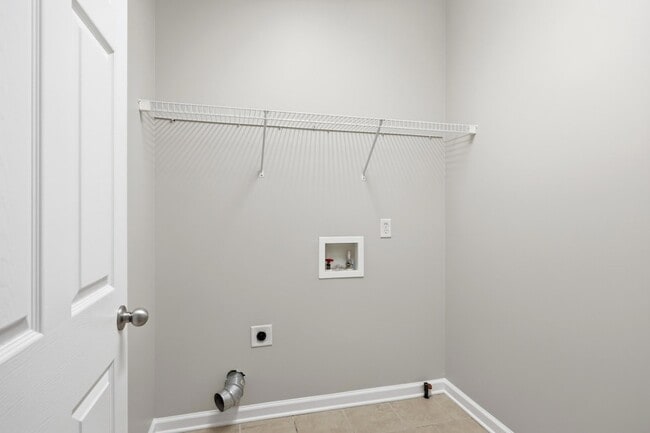 Building Photo - 9186 Belleau Ridge Dr