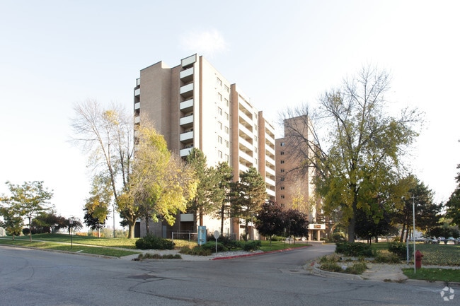 Building Photo - Bayview Tower Apartments