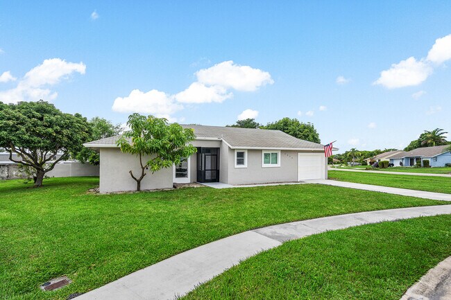 Building Photo - 6098 Winding Brooke Way