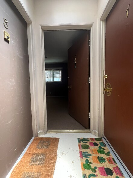Building Photo - 3622 Mentone Ave