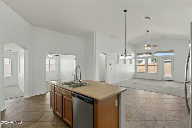 Building Photo - 17750 W Watson Ln