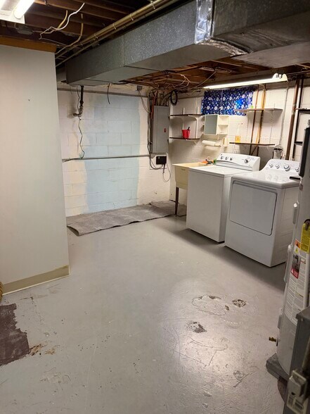 Building Photo - 152 Clover Ridge Dr