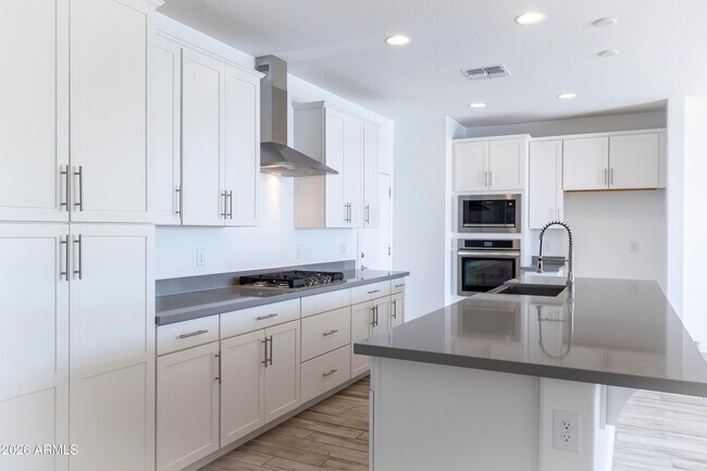 Building Photo - 41055 W Agave Rd