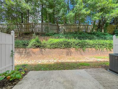 Building Photo - 1232 Harris Commons Pl