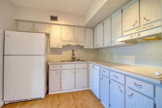 Building Photo - 2450 Canadian Way