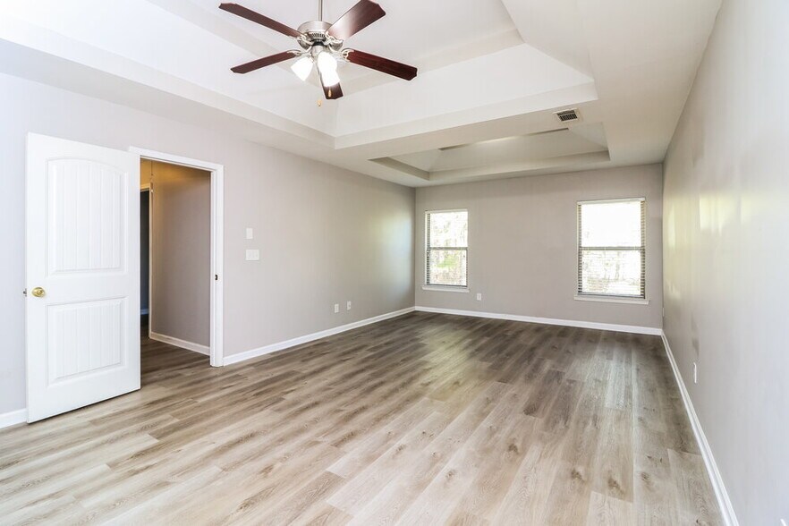 Building Photo - 474 Cleburne Pl