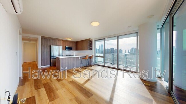 Building Photo - 1515 Liona St