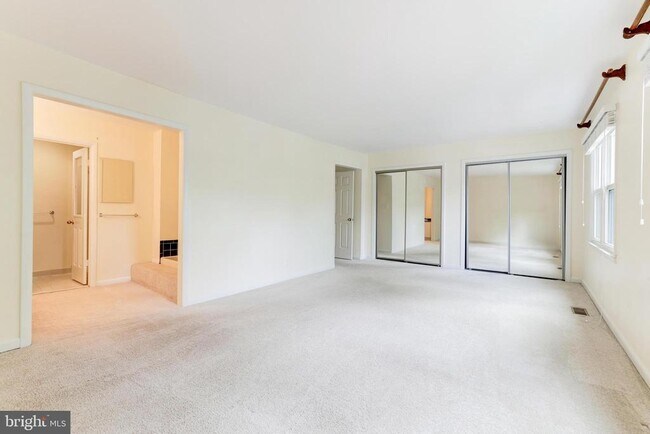 Building Photo - 8509 Jeffersonian Ct