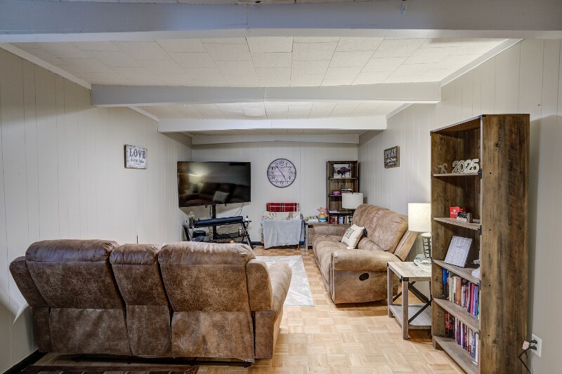 Building Photo - 2027 Katelyn Dr