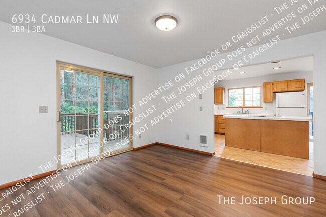 Building Photo - 6934 Cadmar Ln NW