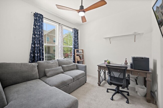 Building Photo - 5243 Legacy St