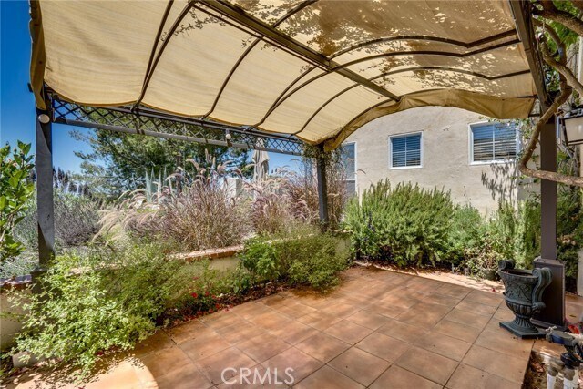 Building Photo - 12 Savona Ct