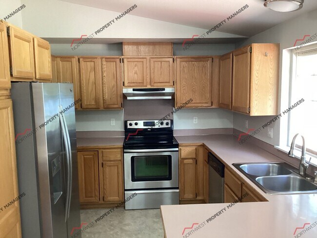Building Photo - STATUS: PENDING APPLICATION | R161 | $2495