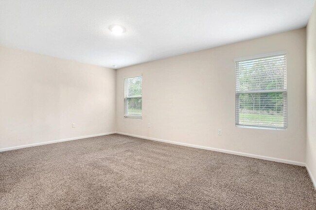 Building Photo - 22 Caminha Rd