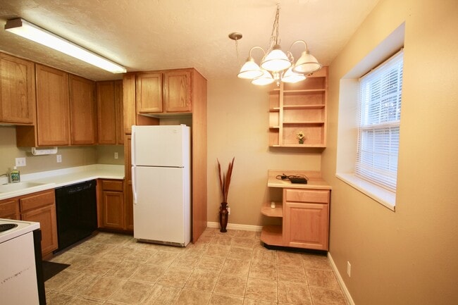 Building Photo - 2 Bedroom Condo in the Heart of Provo