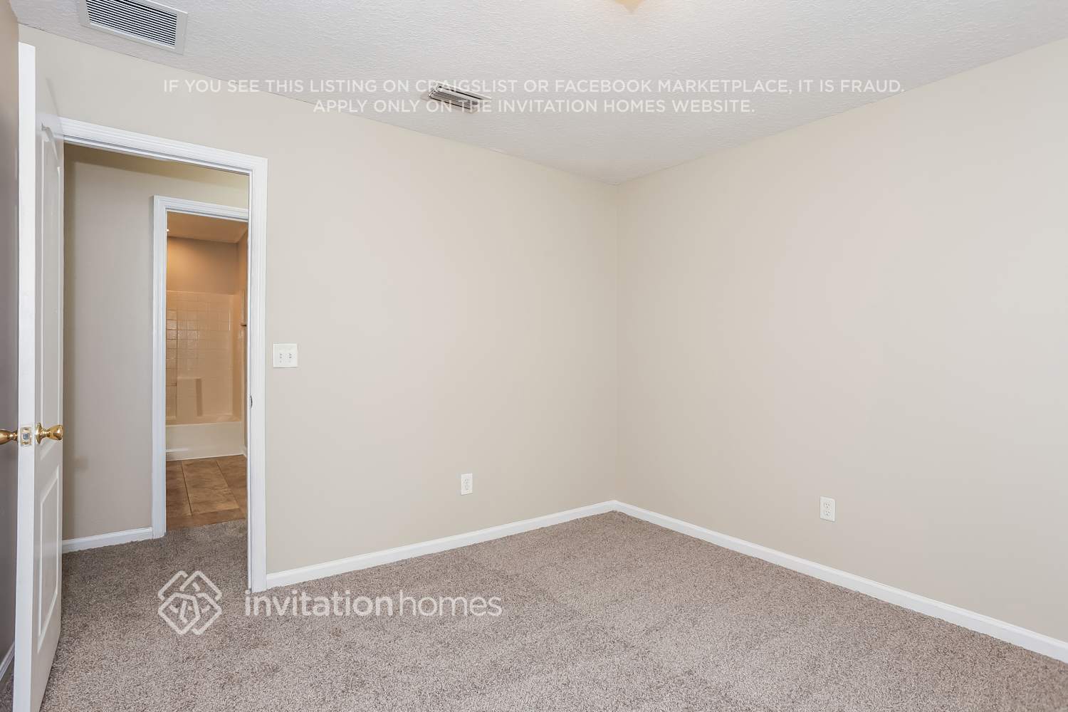 Building Photo - 9757 Hazel Lake Dr
