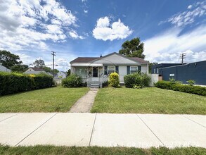 Building Photo - 21311 Waltham Rd