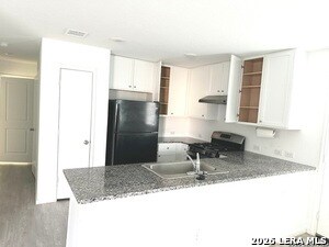 Building Photo - 2819 Gustavo Dr