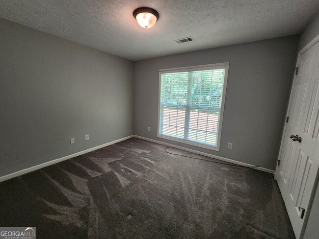 Building Photo - 8070 Santee Ct