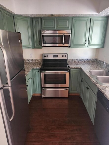 Building Photo - 963 Sonesta Ave NE