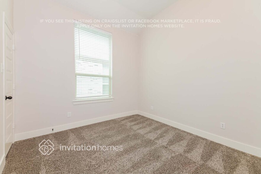 Building Photo - 1117 Sheldon Dr