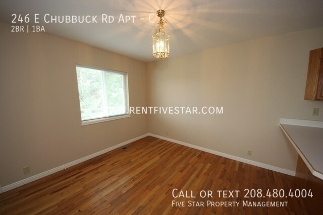 Building Photo - 246 E Chubbuck Rd