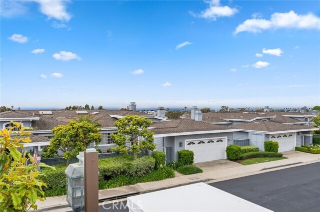 Building Photo - 3631 Geranium Ave