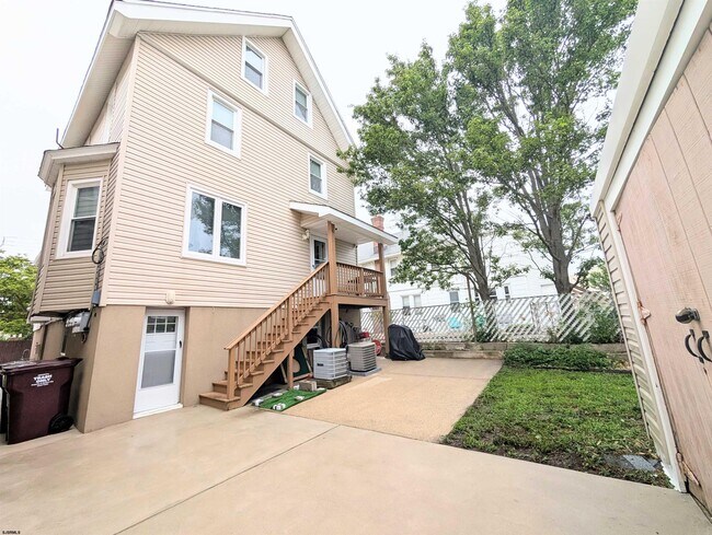 Building Photo - 15 S Little Rock Ave