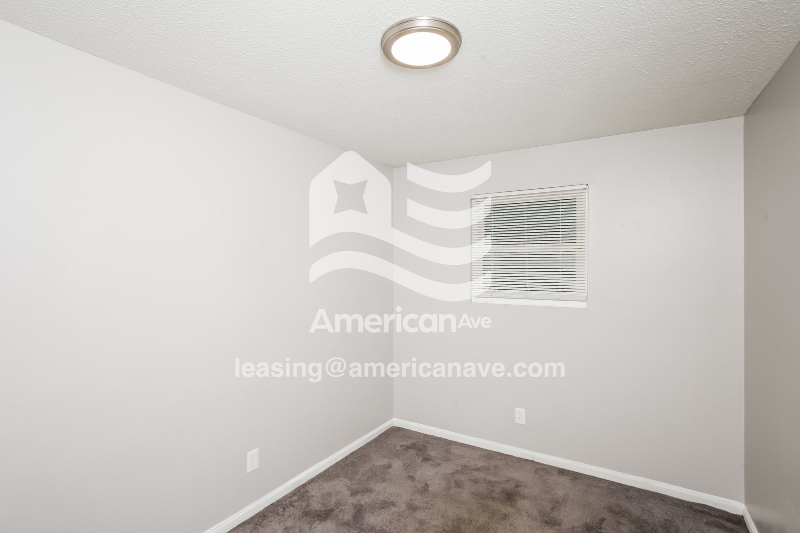 Building Photo - 2409 CoCo Rd