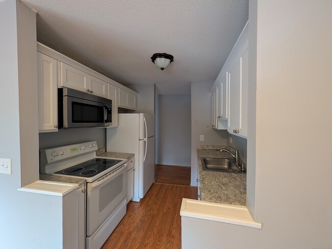 Building Photo - 41 Balance Rock Rd