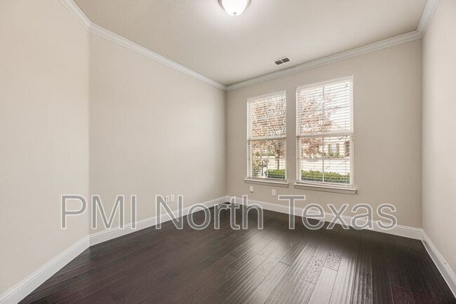 Building Photo - 14054 El Toro Rd